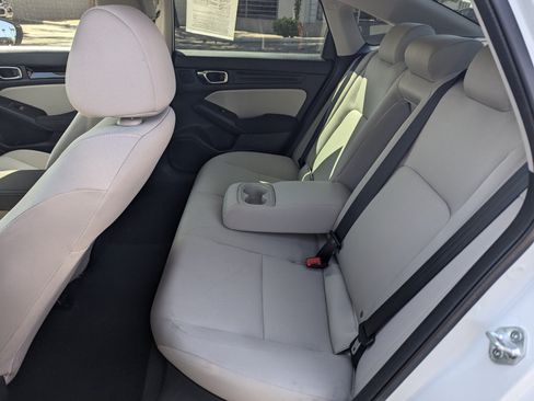 Used 2022 Honda Civic EX image 8