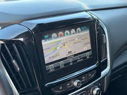 Used 2018 Chevrolet Traverse Premier w/ Driver Confidence II Package FWD image 26