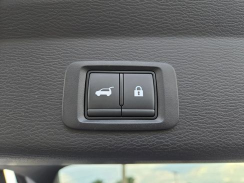Used 2025 Mitsubishi Outlander SEL FWD image 23
