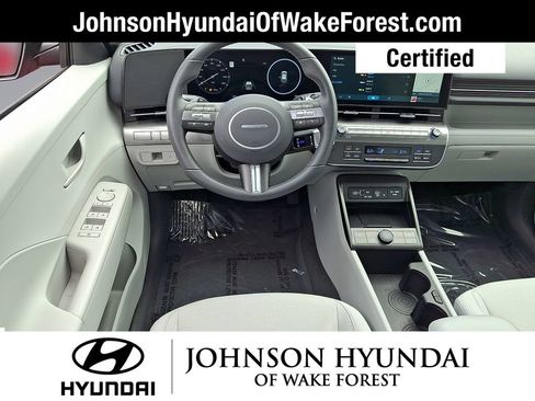 Certified 2025 Hyundai Kona SEL FWD image 21