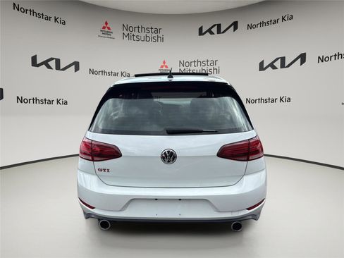 Used 2021 Volkswagen GTI SE FWD image 5