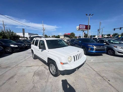 Used 2013 Jeep Patriot Sport w/ PWR Value Group FWD image 9