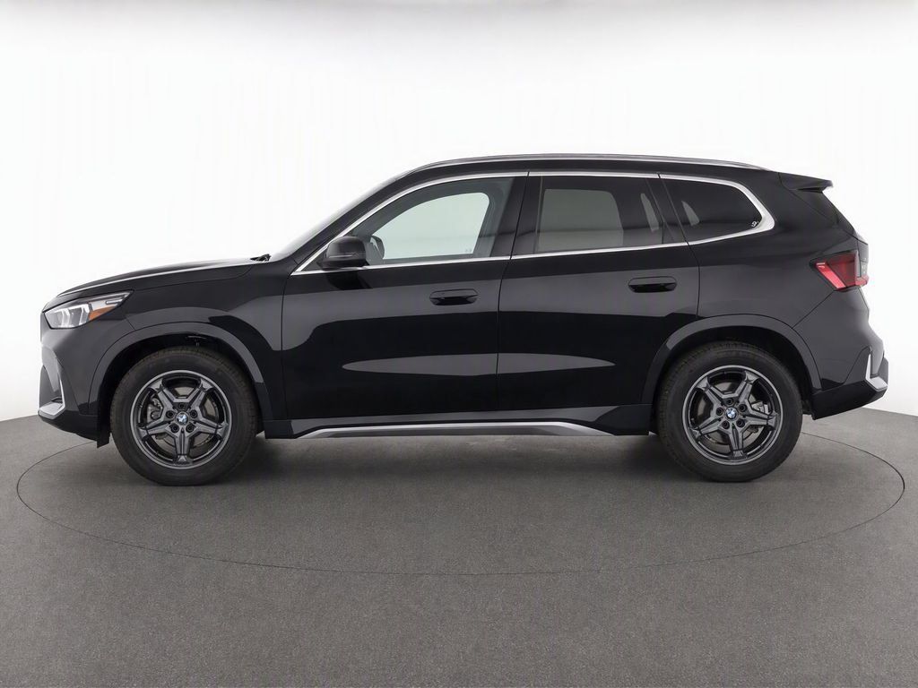 Certified 2025 BMW X1 xDrive28i AWD/4WD image 31