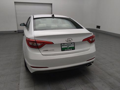 Used 2016 Hyundai Sonata SE image 6