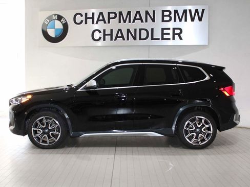 Used 2024 BMW X1 xDrive28i w/ Premium Package image 3