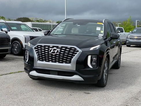 Used 2021 Hyundai Palisade Limited image 3