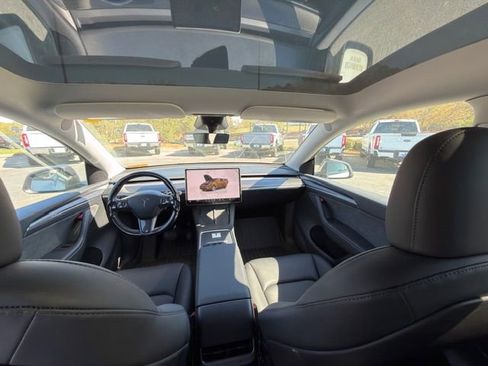 Used 2024 Tesla Model Y Long Range image 6