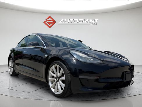 Used 2019 Tesla Model 3 Mid Range RWD image 11