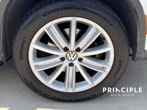 Used 2016 Volkswagen Tiguan SE FWD image 4