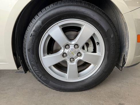Used 2014 Chevrolet Cruze LT FWD image 52