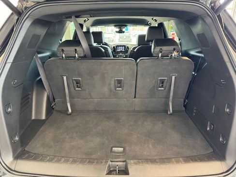 Certified 2023 Chevrolet Traverse LT w/ Rear Camera Mirror Package AWD/4WD image 40