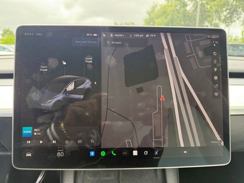 Used 2023 Tesla Model Y Performance image 25