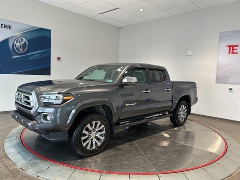 Used 2023 Toyota Tacoma Limited image 2