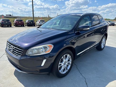 Used 2016 Volvo XC60 T5 Premier w/ Proximity Package image 8
