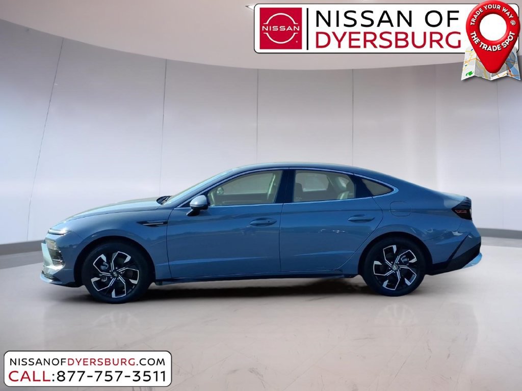 Used 2025 Hyundai Sonata SEL FWD image 6