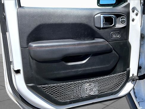 Used 2020 Jeep Gladiator Rubicon AWD/4WD image 22