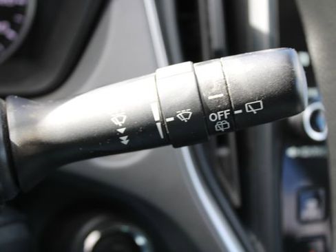 Used 2024 Subaru Crosstrek 2.0i Premium w/ Popular Package #4 image 32