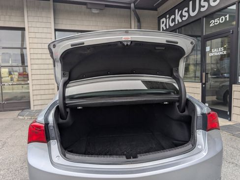 Used 2019 Acura TLX image 29