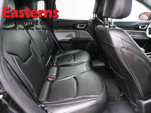Used 2025 Jeep Compass Limited AWD/4WD image 23