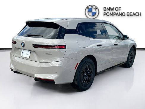 New 2026 BMW iX xDrive60 image 6