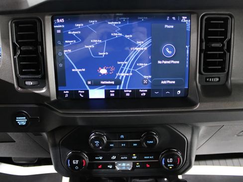 Used 2025 Ford Bronco Big Bend w/ Black Diamond Package AWD/4WD image 5
