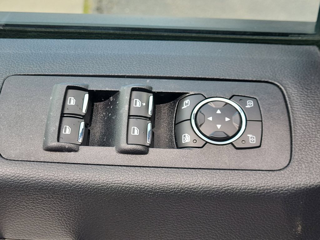 Used 2019 Ford F150 Lariat AWD/4WD image 11