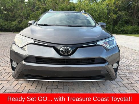Used 2017 Toyota RAV4 XLE FWD image 12