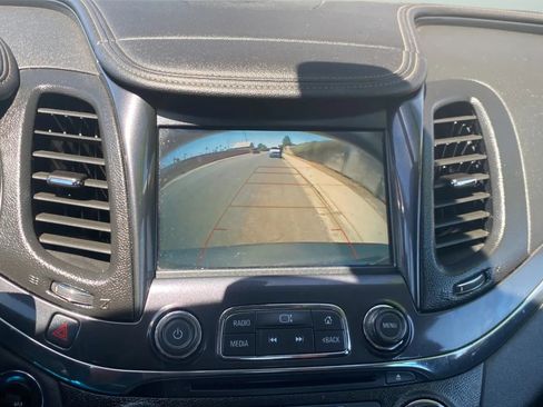 Used 2019 Chevrolet Impala Premier FWD image 14