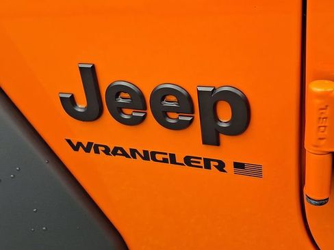 Certified 2025 Jeep Wrangler Unlimited Sport AWD/4WD image 30
