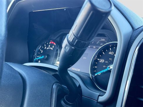 Used 2022 Ford F350 Lariat w/ Chrome Package image 17