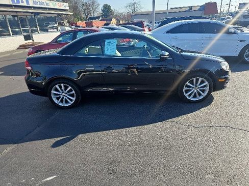 Used 2014 Volkswagen Eos Komfort image 2