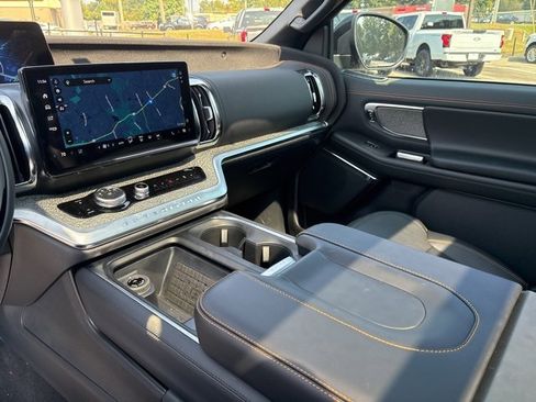 New 2025 Ford Expedition Tremor image 17