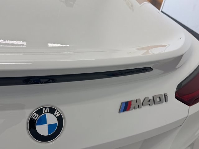 Used 2025 BMW Z4 M40i w/ Premium Package RWD image 13