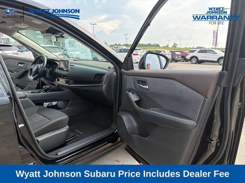 Used 2023 Nissan Rogue SV FWD image 27
