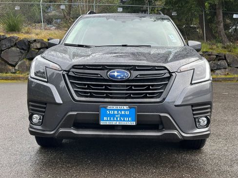 Certified 2024 Subaru Forester Premium AWD/4WD image 5