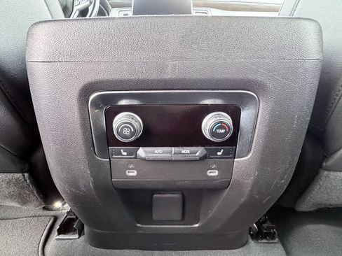 Used 2024 Chevrolet Tahoe Premier image 28