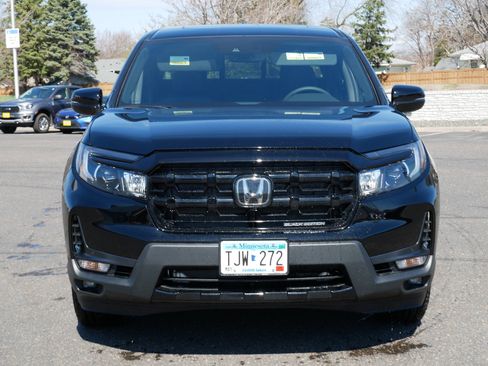 Used 2026 Honda Ridgeline Black Edition image 2