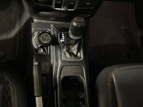 Used 2021 Jeep Wrangler Unlimited Sahara image 28