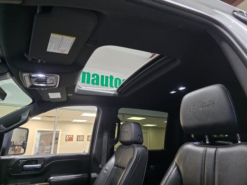 Used 2021 Chevrolet Silverado 3500 High Country w/ Z71 Off-Road Package image 44