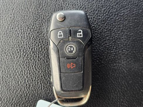 Used 2016 Ford F150 XLT w/ Equipment Group 302A Luxury image 15