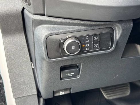Used 2025 Ford Bronco Badlands AWD/4WD image 24