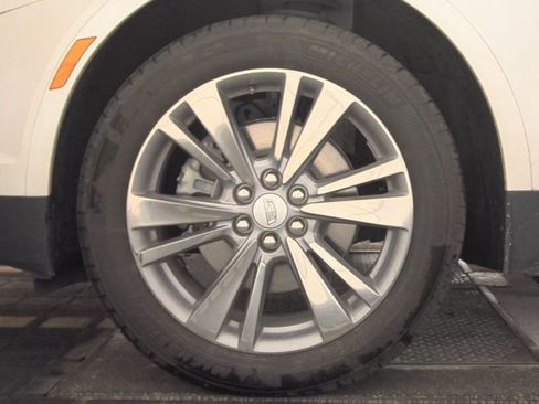 Used 2025 Cadillac XT5 Premium Luxury AWD/4WD image 11