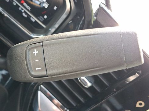 Used 2023 GMC Sierra 1500 SLE AWD/4WD image 14