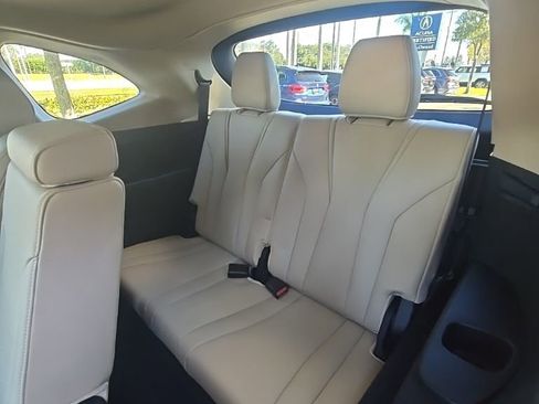 Used 2025 Acura MDX FWD image 35