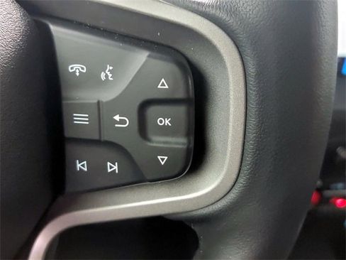 Used 2025 Ford Bronco Badlands image 18