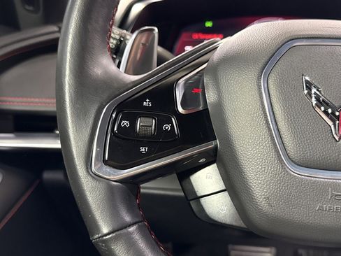 Used 2022 Chevrolet Corvette Stingray Convertible w/ Z51 Performance Package image 20