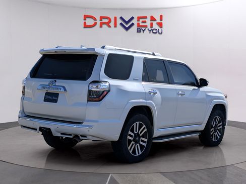 Used 2015 Toyota 4Runner Limited image 4