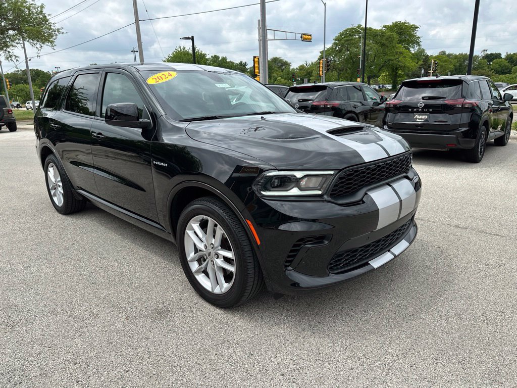 Used 2024 Dodge Durango R/T w/ Trailer Tow Group IV AWD/4WD image 4