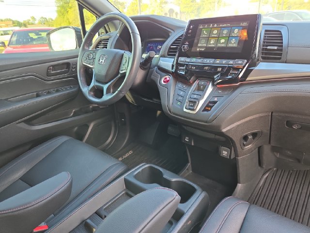 Used 2024 Honda Odyssey Sport image 17