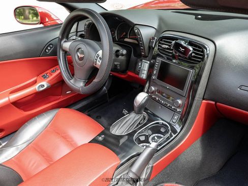 Used 2008 Chevrolet Corvette Convertible w/ Preferred Equipment Group RWD image 31